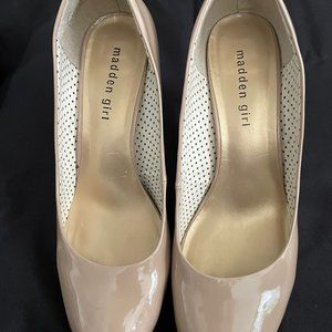 Madden Girl Pumps